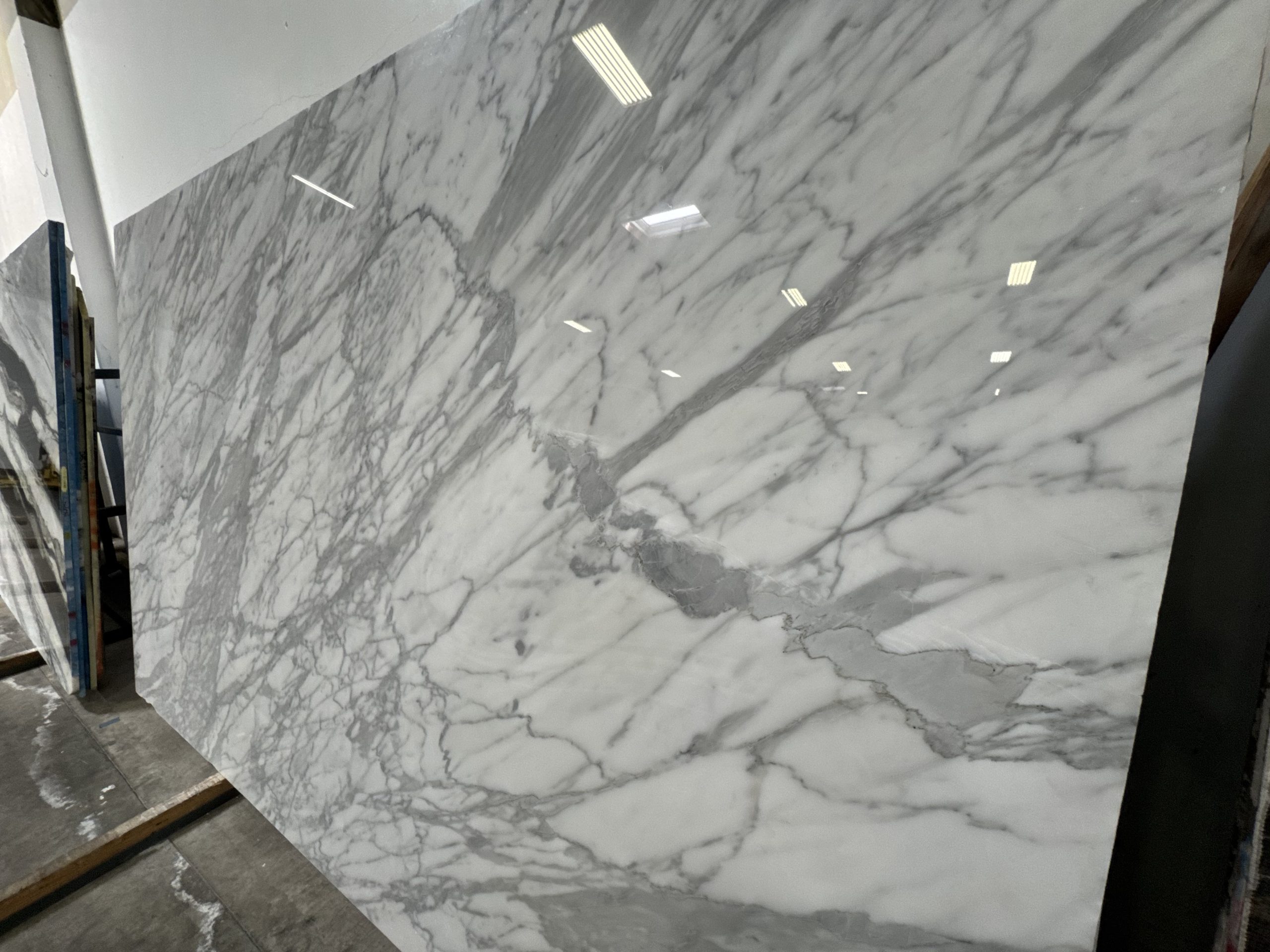 Calacatta Premium - Marble | Stone Slab Store