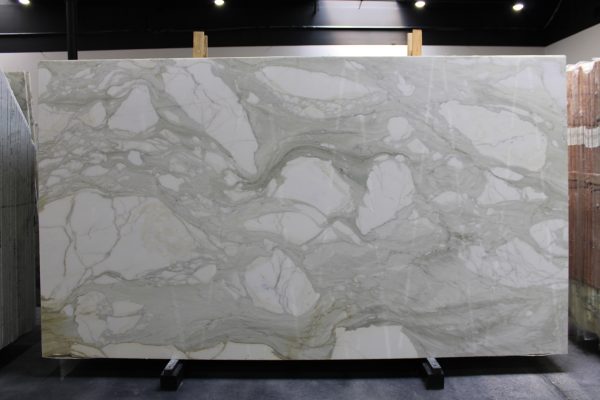 Calacatta Honed UMM71332 - Image 2