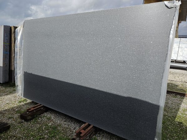 Absolute Black - Wood Finish