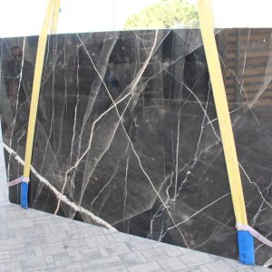 Calacatta Black - Marble