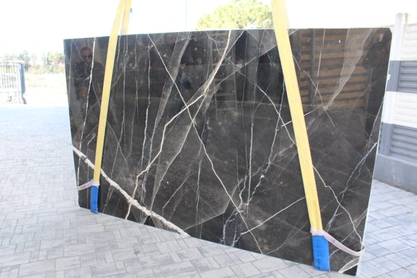 Calacatta Black - Marble