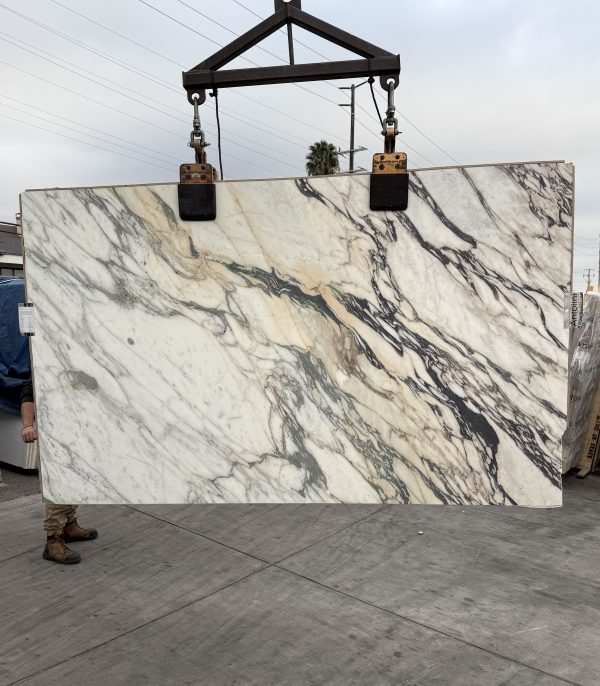 Calacatta Viola Super Extra - Marble