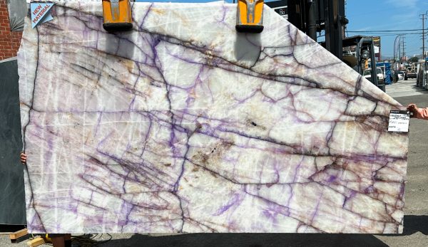TransViolet Crystallo/Cristallo - Quartzite
