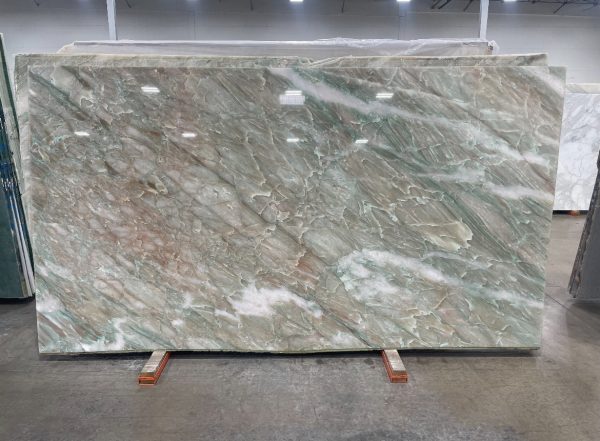 Alexandrita - Quartzite