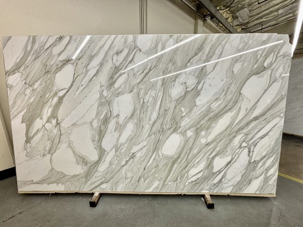 Calacatta Bettogli - Marble