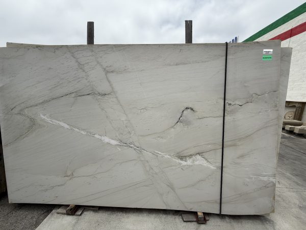 Bianco Artista - Quartzite (Honed)