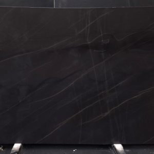 Black Pearl - Quartzite