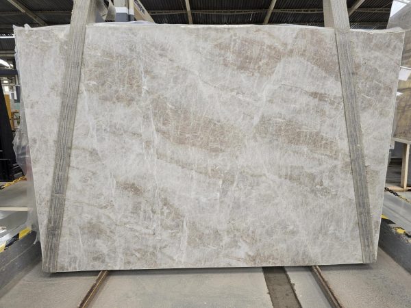 Perla Santana - Quartzite