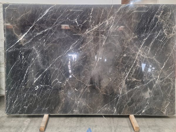 Petite Antique - Marble