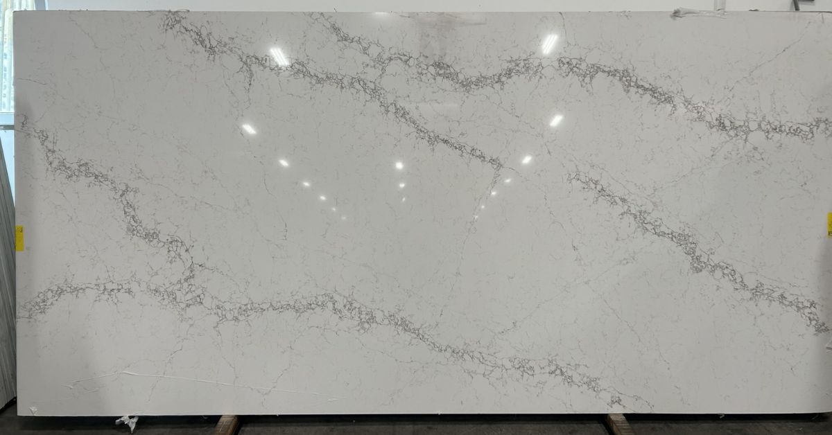 Quartz Backsplash Ideas for Contemporary Kitchens