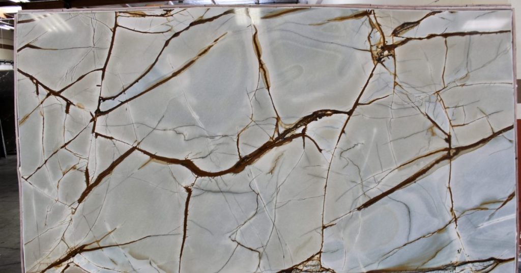 Quartzite Dining Surfaces That Inspire Wow-Factor
