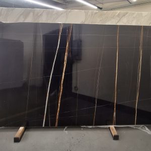 Sahara Noir - Marble