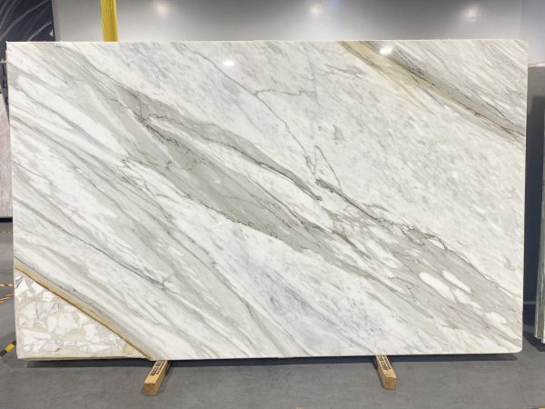 Calacata-Borghini-2cm-Polished-16325-124-x-77-66.31-SF-scaled-1.jpg