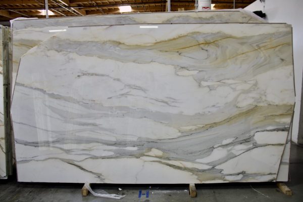 Calacatta-Borghini-EM72112-scaled-1.jpg Calacatta-Borghini-EM72112-scaled-1.jpg