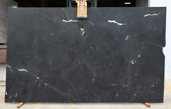 Diamond-Black-Quartzite-Leather-20449-126_-x-76_-7-slabs-scaled-1.jpg