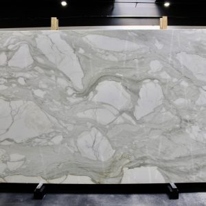 Calacatta Honed UMM71332