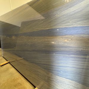 Azul Macaubus - Granite