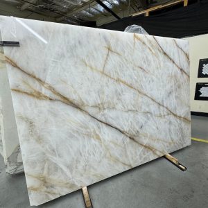 Crystallo Vitrum - Quartzite