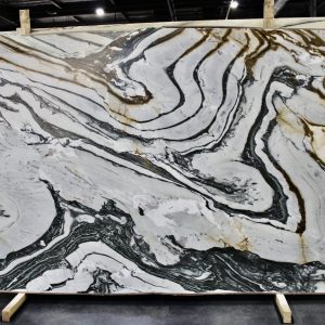 Paonazzo Pazzo UMM56544