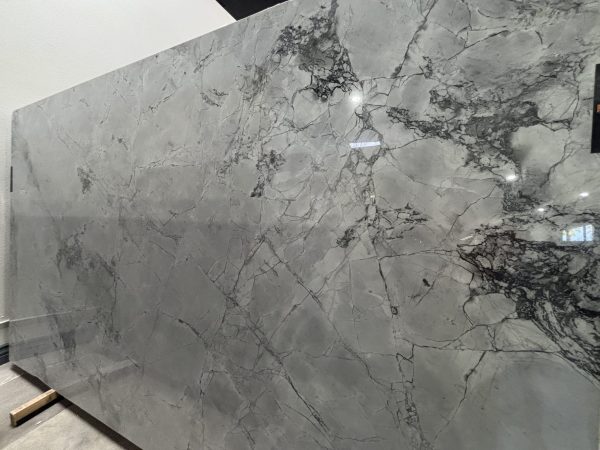 Quartzite-Super-White-scaled-1.jpg