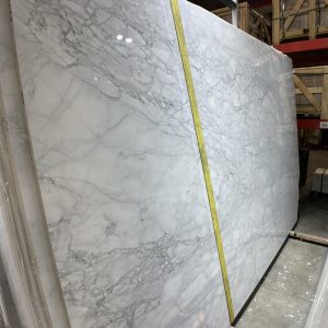 Calacatta Cardellino