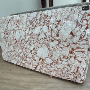 Breccia Viola