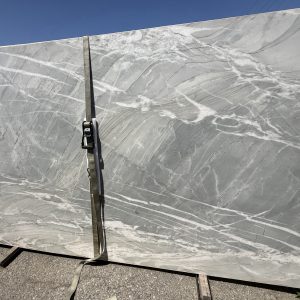 Gabbana Nuage Bianco by Antolini